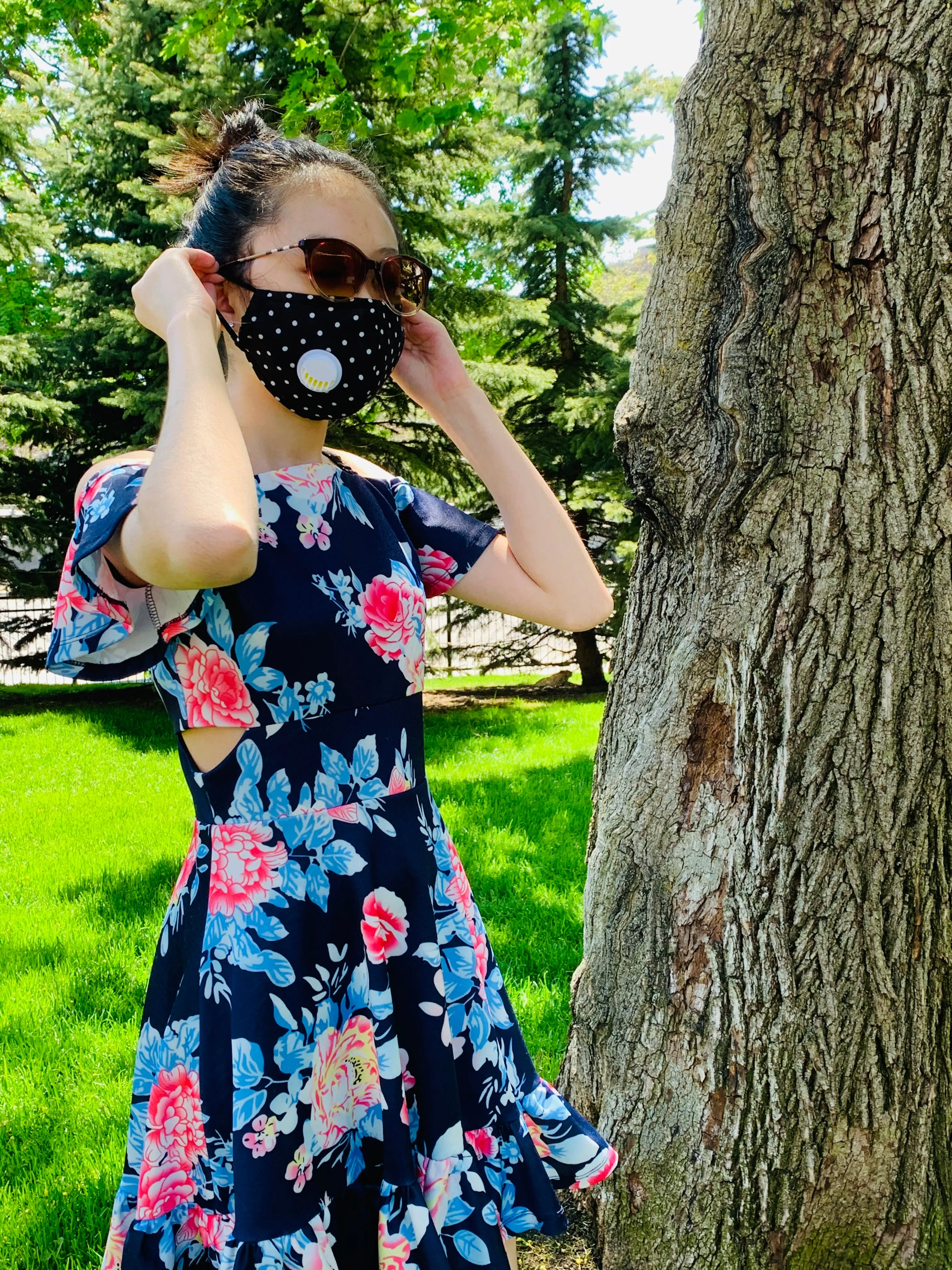 Cotton Cloth Fashion Masks Washable and Reusable Protective Non-Medical Face Coverings Dots Design Black 2-pack