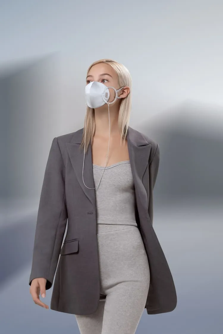Grey silk mask with chain